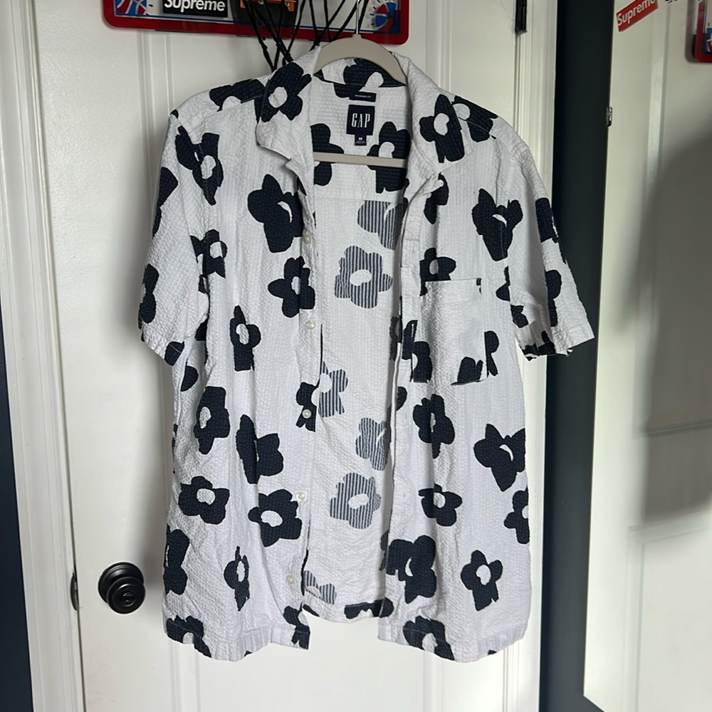 Collared Tee From Gap - image 1